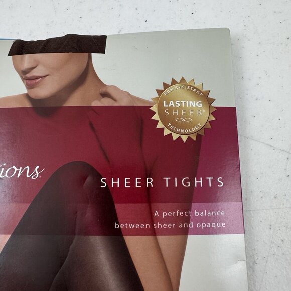 HANES Silk Reflections Control Top Pantyhose Sz AB Color Gentlebrown - Picture 3 of 8